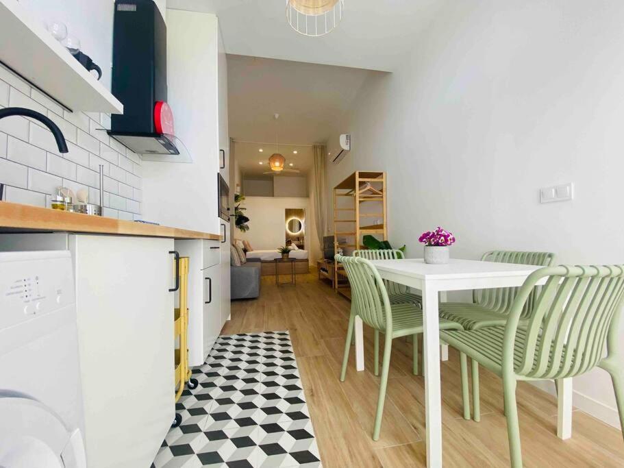 Nice & Cozy Flat Close The Beach Valencia Buitenkant foto