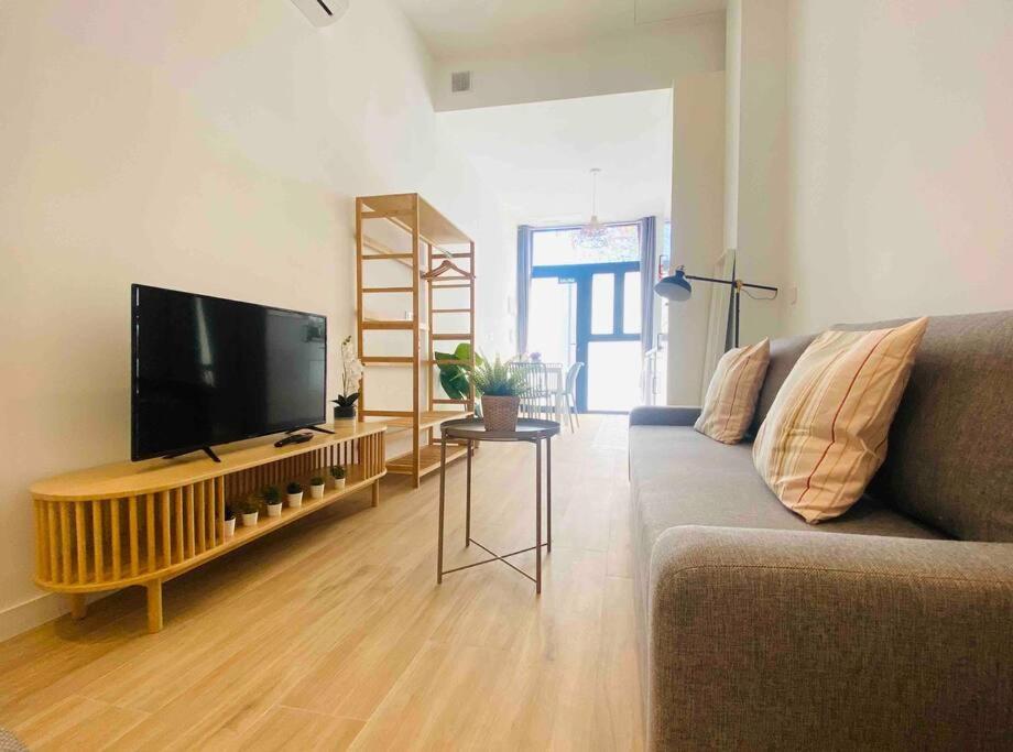 Nice & Cozy Flat Close The Beach Valencia Buitenkant foto