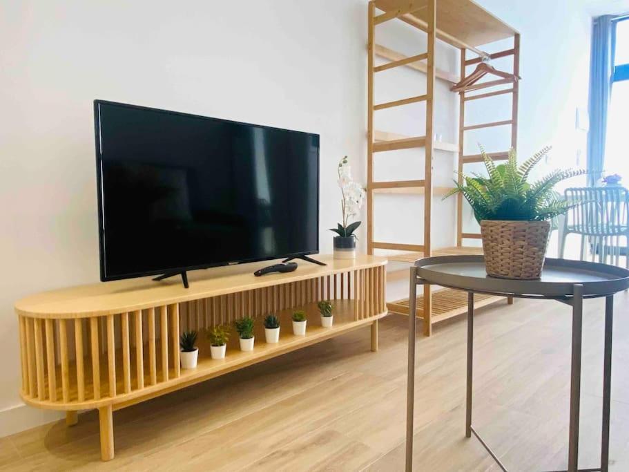 Nice & Cozy Flat Close The Beach Valencia Buitenkant foto